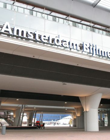 uit eten Amsterdam Bijlmer Arena
