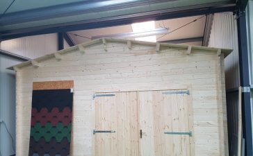 een houten garage